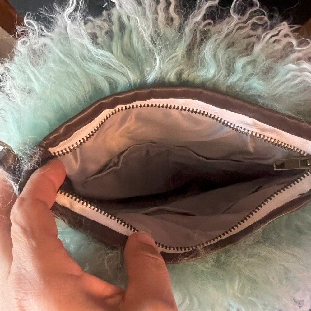 Tibetan Goat Fur purse - Picture 4 of 4
